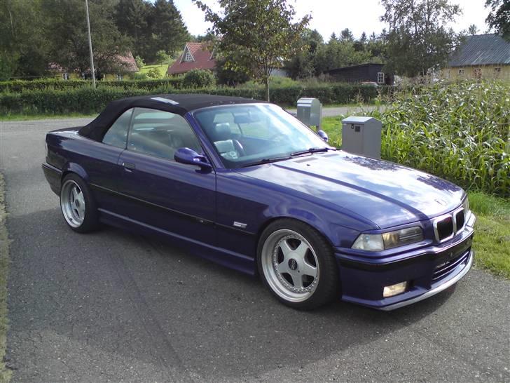BMW 318i cab SOLGT billede 6