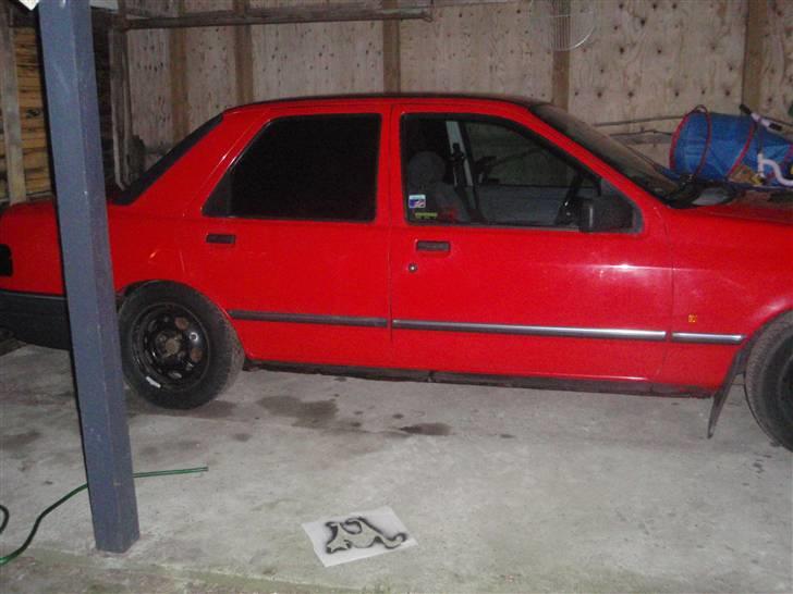 Ford sierra (solgt) billede 6