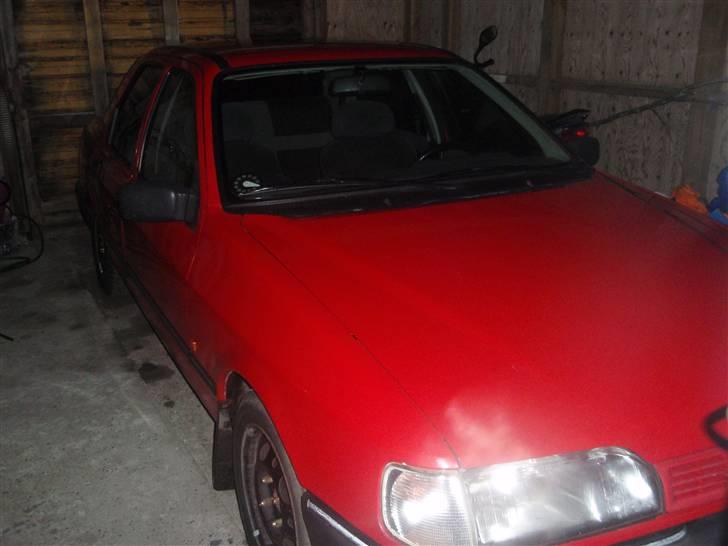 Ford sierra (solgt) billede 8