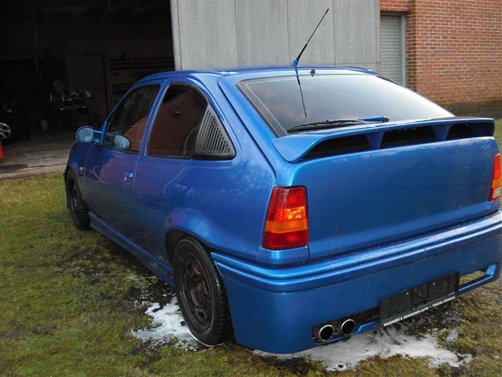 Opel kadett gsi 1,8 billede 4