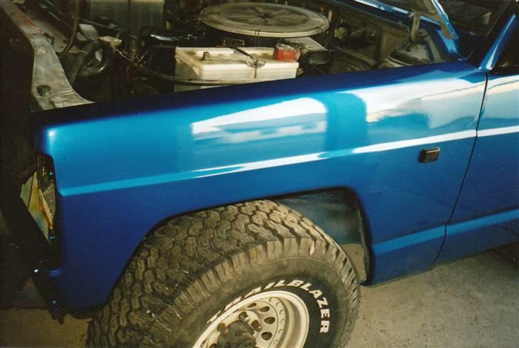 Nissan Patrol 4x4 Pickup - Skal til at montere Skærm forøgere. billede 11