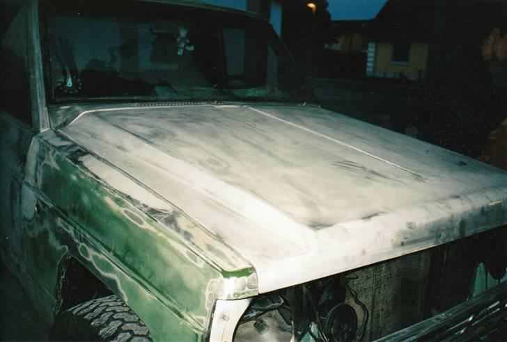 Nissan Patrol 4x4 Pickup - af montering af front før lakering. billede 20