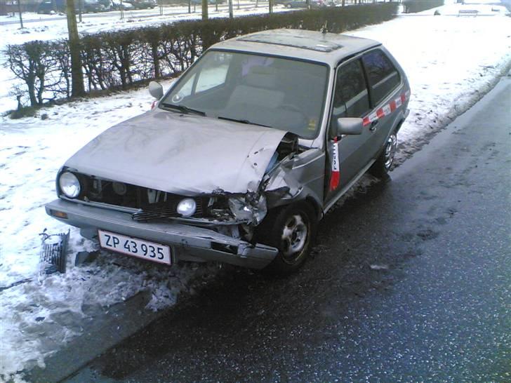 VW polo coupe Totalskadet - 05/02-09 efter en kvinde der lige syntes hun skulle over i min vejbane!!! billede 12