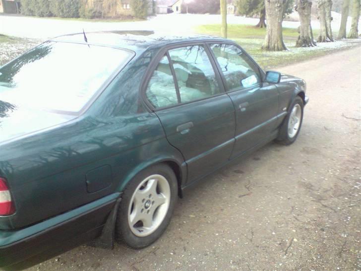 BMW 525i Aut. SOLGT 02.12.09 billede 5