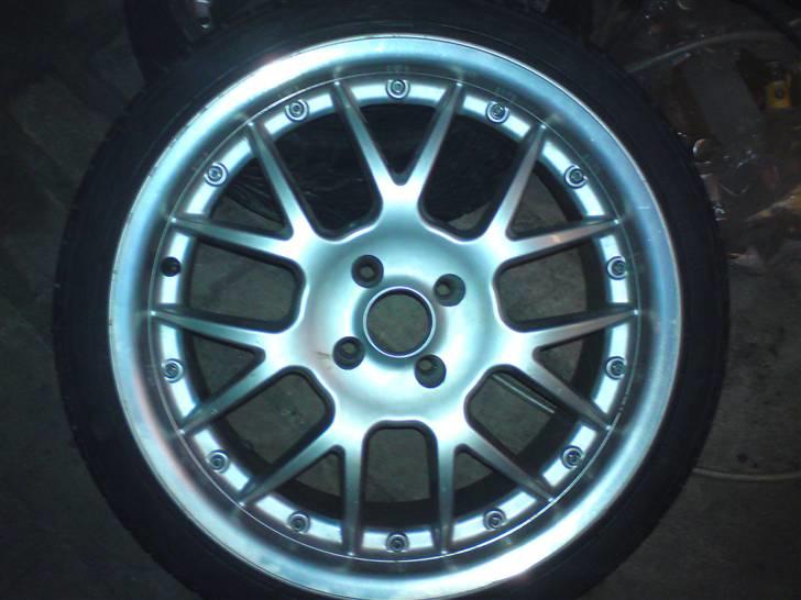 Opel vectra B, Byttet - nye fælge til Æ´ OPEL! hehe billede 9