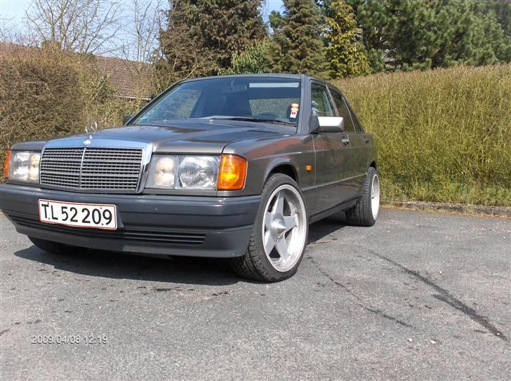 Mercedes Benz 190 E 2,6 billede 1