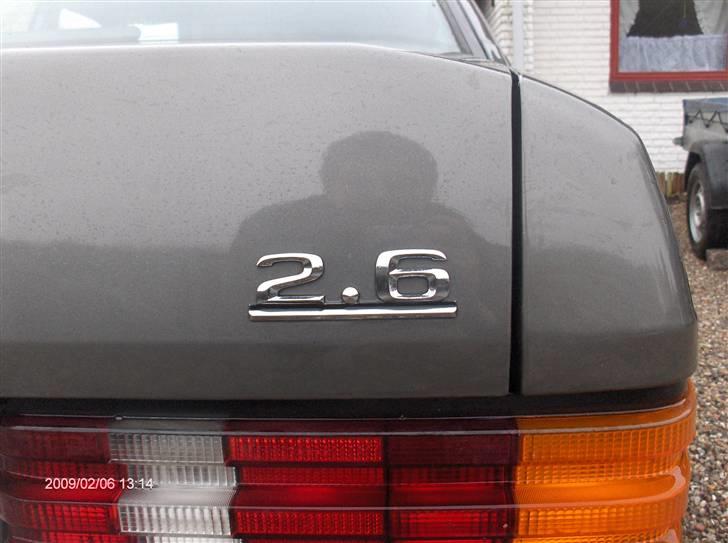 Mercedes Benz 190 E 2,6 billede 4