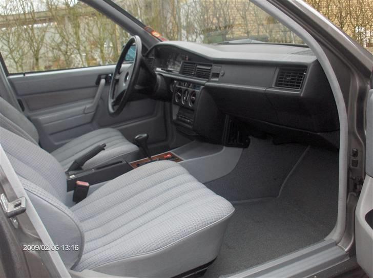 Mercedes Benz 190 E 2,6 billede 5