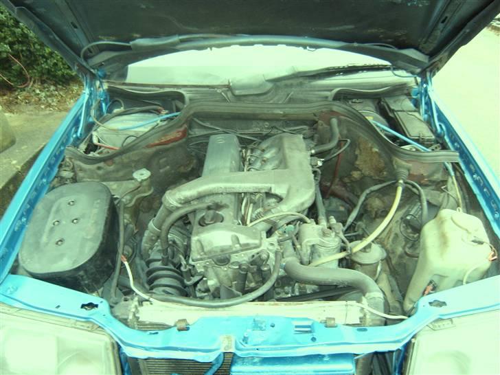 Mercedes Benz 250D 124 *RIP* billede 5