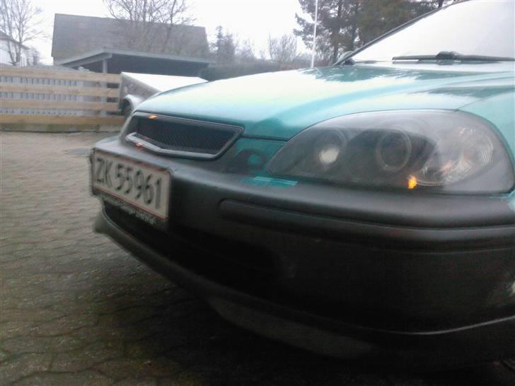 Honda civic (DØD) - med underlæbe på og sports grill billede 8