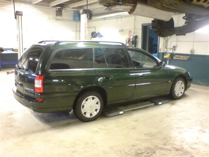 Opel Omega b sta.car  SOLGT billede 8