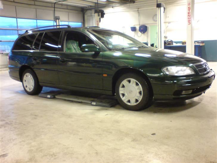 Opel Omega b sta.car  SOLGT billede 9
