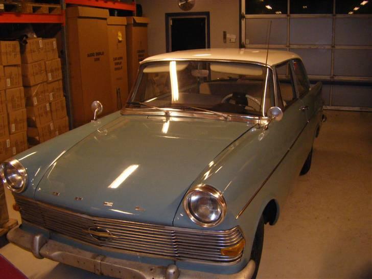 Opel rekord p2 olympia - slut på polering, den blev faktisk meget fin. billede 9