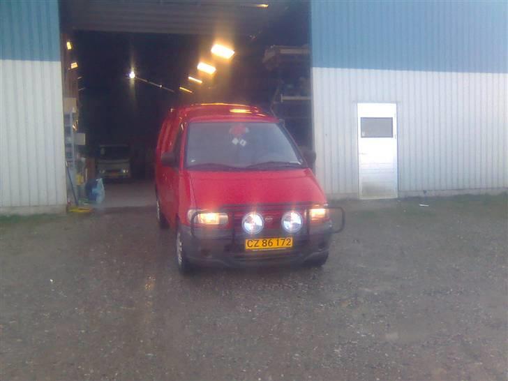 Nissan Serena cargo billede 11