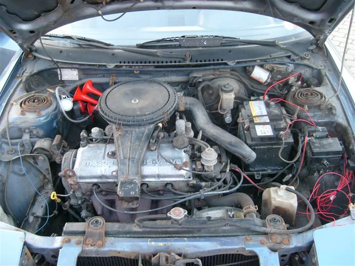 Mazda 323F BG *SOLGT* - 1,6 CLX billede 7