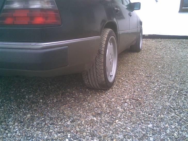 Mercedes Benz W124 250D - VOGN 49 billede 11