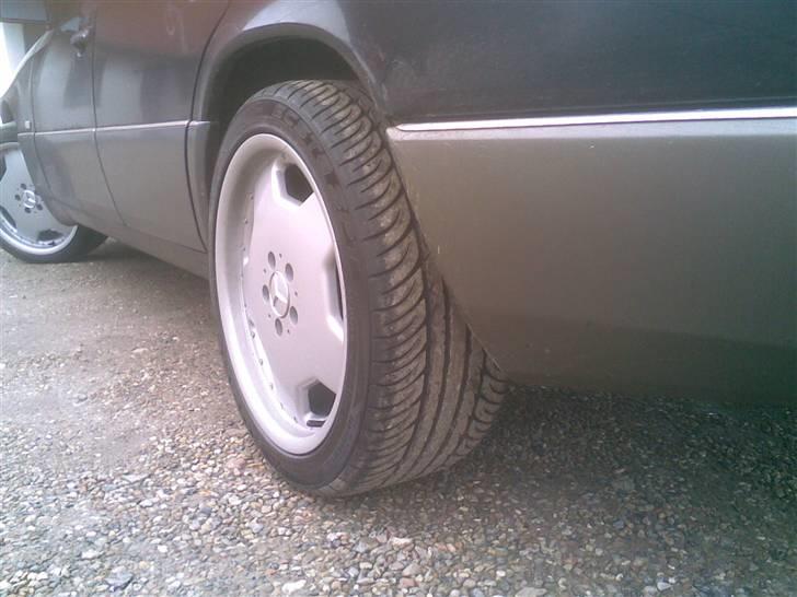 Mercedes Benz W124 250D - VOGN 49 billede 17