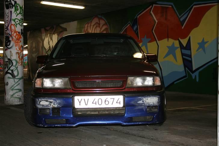 Opel Vectra a (Solgt) - Sådan ser hun ud i dag d. 07-02´2009. Ikke stolt af hende for tiden...! billede 2