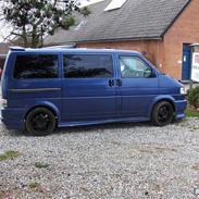 VW Caravelle / Transporter