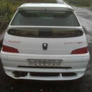 Peugeot 106 1,6 rallye solgt