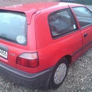 Nissan sunny 1,4 twin cam 16v