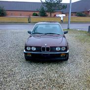 BMW 320i E30 (SOLGT)