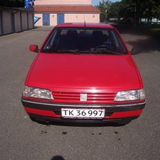 Peugeot 405 "SOLGT"