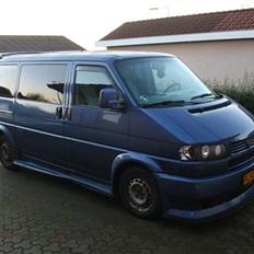 VW Caravelle / Transporter 