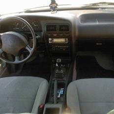 Nissan primera  SOLGT!!!!!