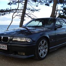 BMW 325i Cabriolet SOLGT
