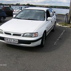 Toyota .-. Carina E Solgt .-.