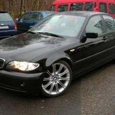 BMW 318i - Solgt