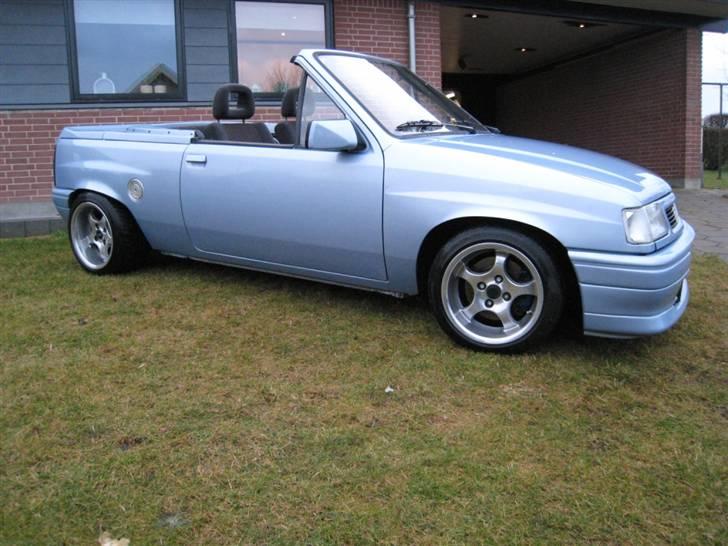 Opel Corsa A Cabriolet (SOLGT) billede 1