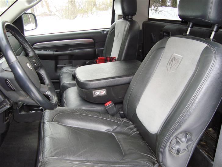 Dodge RAM 1500 V8 4X4 Laramie billede 4