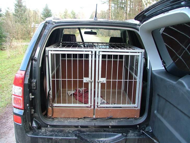 Suzuki Grand Vitara - Hundehuset billede 4