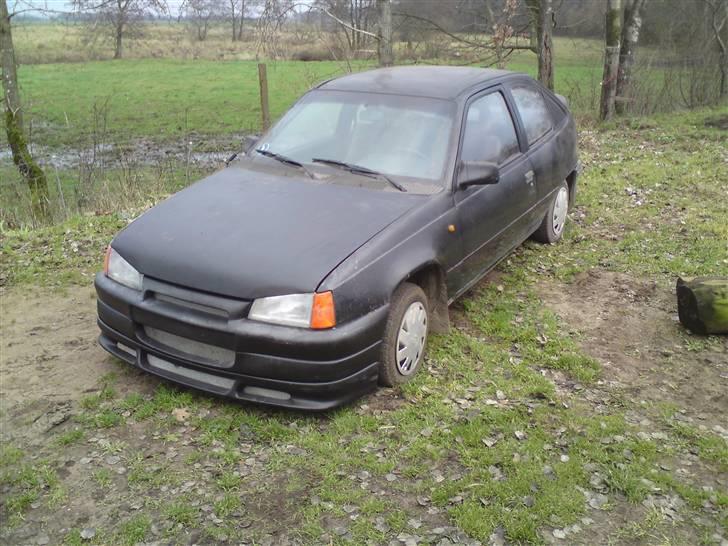 Opel kadett e (solgt) billede 9