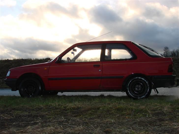 Peugeot 309 x-line billede 2