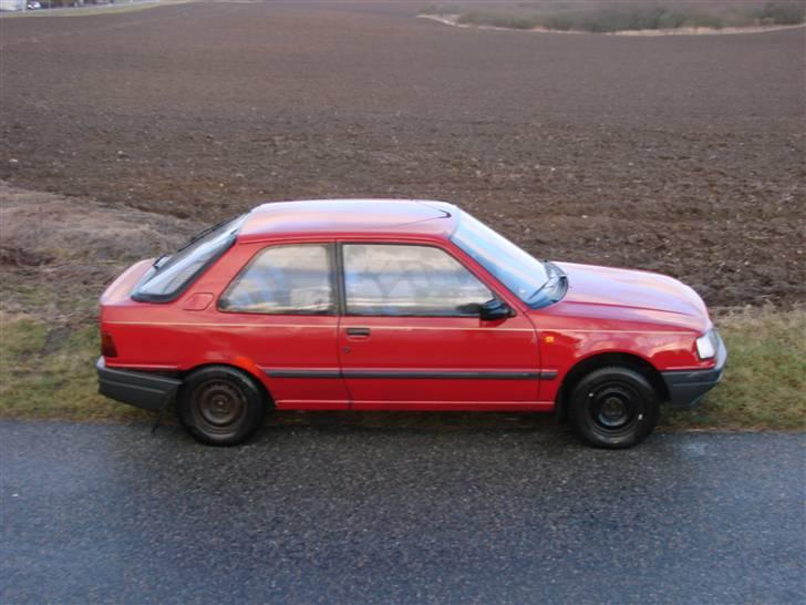 Peugeot 309 x-line billede 4