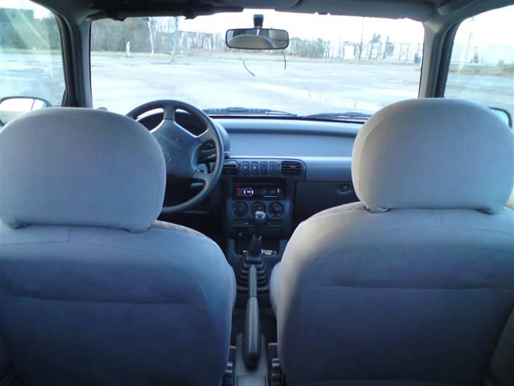 Nissan Micra K11 1,0 16V T SOLGT billede 11