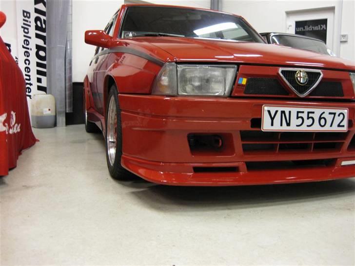Alfa Romeo 75 Turbo Evoluzione billede 4