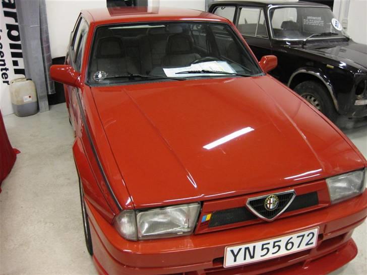 Alfa Romeo 75 Turbo Evoluzione billede 5