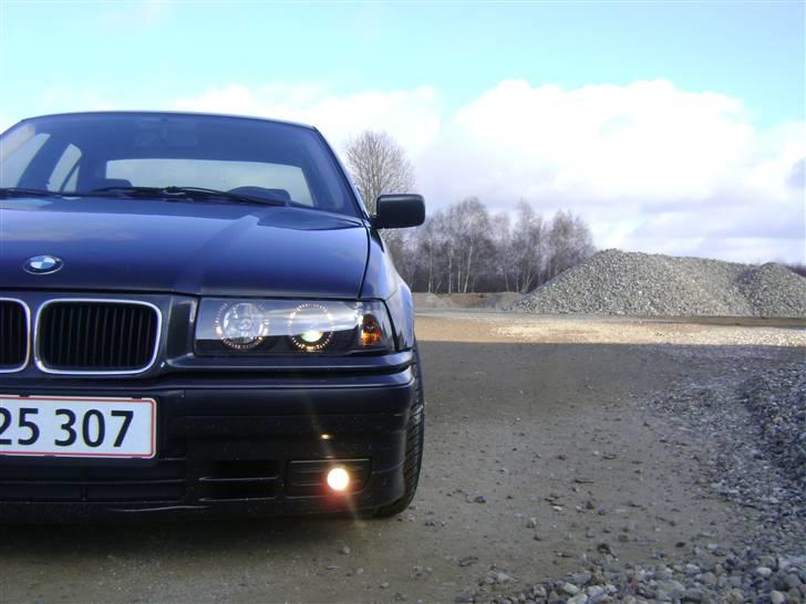 BMW 320i E36 (solgt) billede 12