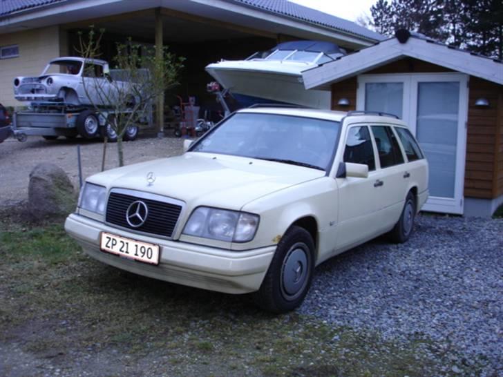 Mercedes Benz E 250 D billede 17