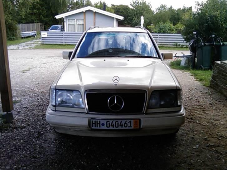 Mercedes Benz E 250 D billede 18