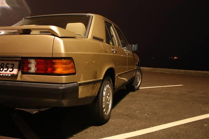 Mercedes Benz 190 - Min tankprop var utæt :D Det er fixet! billede 6