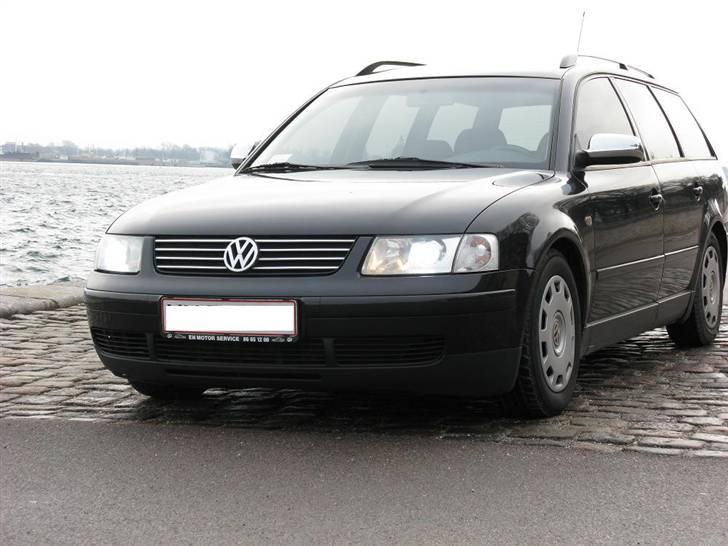 VW Passat 2,8 V6 (SOLGT) billede 1