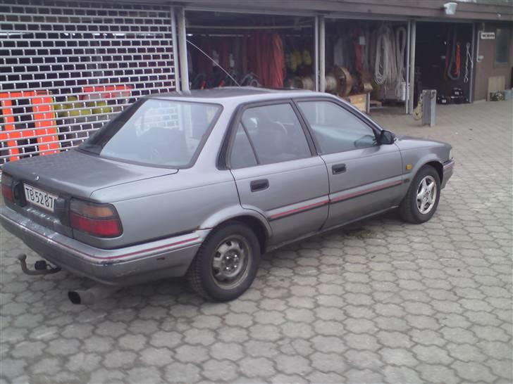 Toyota Corolla XL 1,6 16v"Solgt" - Gammelt billede. billede 5