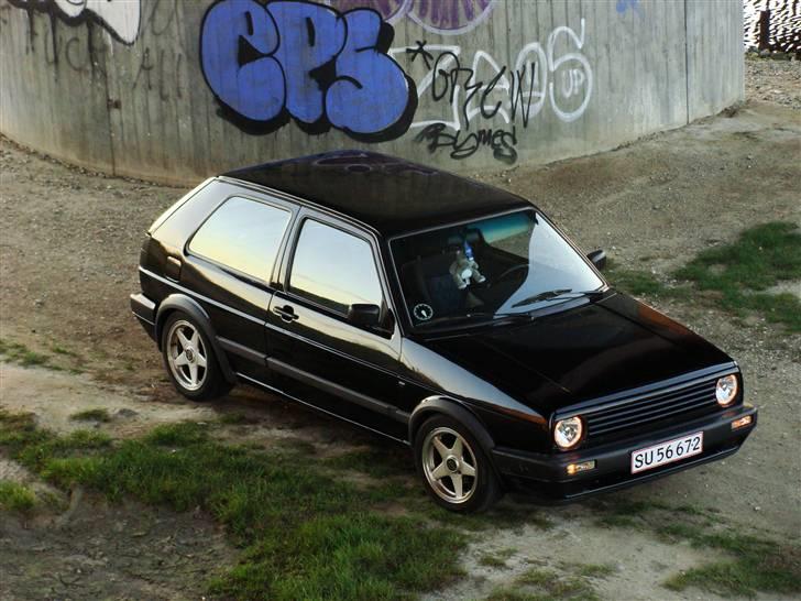 VW golf 2 1.8 solgt - med ny font billede 1