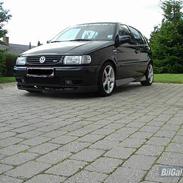 VW  Polo 16V solgt