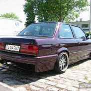 BMW 325i